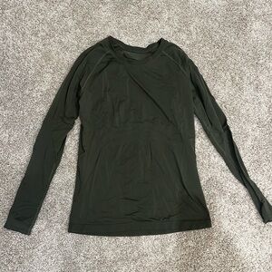Athleta Momentum long sleeve seamless top - medium - worn 3 times